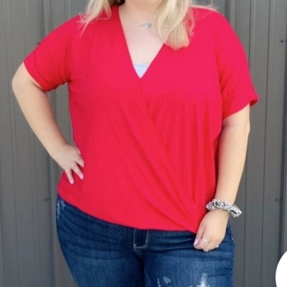 Zenana Outfitters Tops - Zenana Red hi-low top - Sz XL